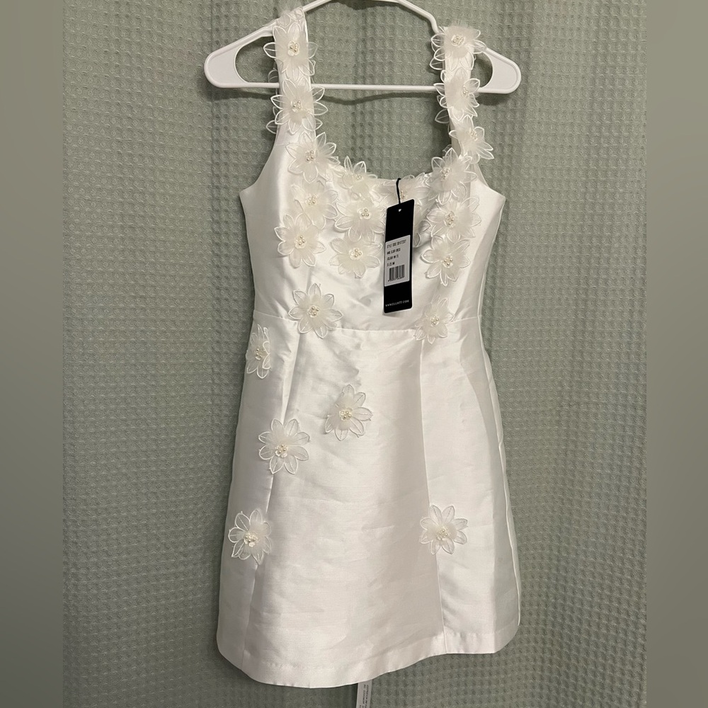 Elliat Elder Floral Decal Applique Mini Dress In White